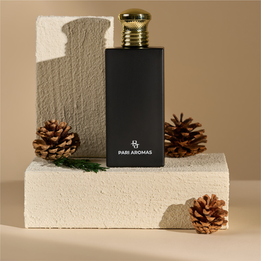 Relaxing room mist and pillow spray with notes of green apple, jasmine, and vanilla for a mood-boosting tropical ambiance