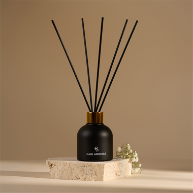 Non-toxic home fragrance diffuser with cedarwood, eucalyptus, and tea rose to create a relaxing and refreshing atmosphere